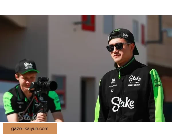 F1赛事新赛季揭幕战精彩纷呈 车手争冠激烈角逐引发热议