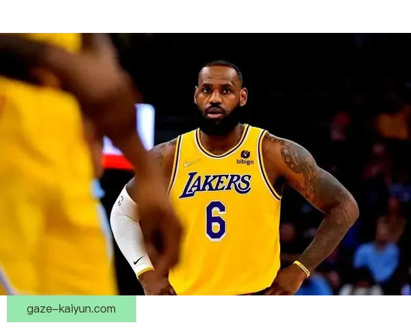 NBA最新动态：詹姆斯伤势恢复进展迅速 湖人队迎战强敌迎来关键时刻