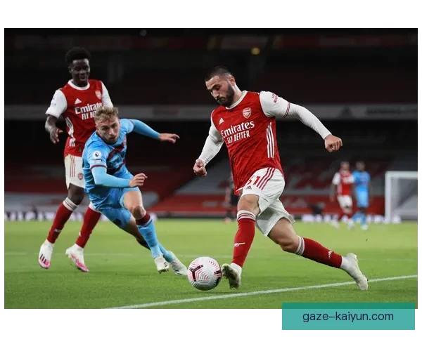 西汉姆联最新动态：球队备战新赛季目标明确 引援动作持续进行