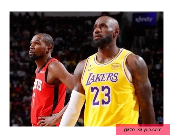 NBA最新动态：詹姆斯伤情更新杜兰特表现亮眼全明星赛阵容初步公布