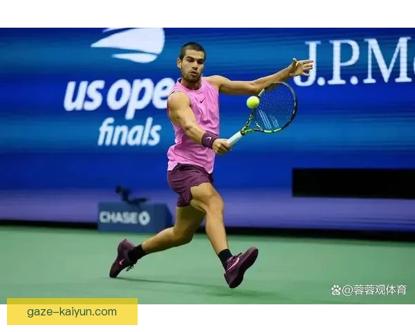 世界网坛新格局渐显顶尖选手激战巡回赛冠军争夺进入白热化阶段